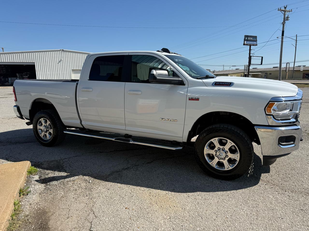 2022 RAM 2500 Big Horn 4x4 Crew Cab 6'4" Box