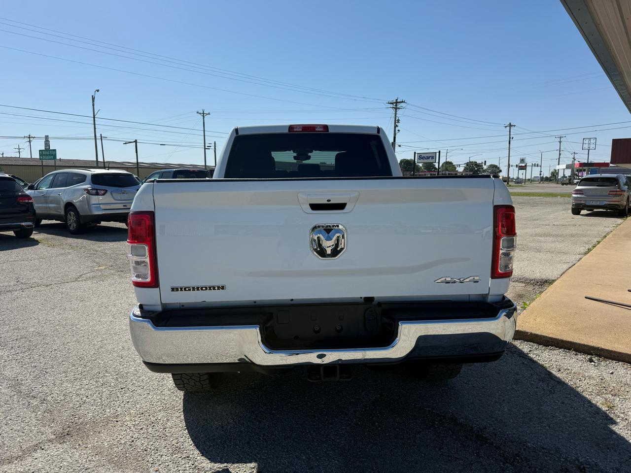 RAM 2500 Big Horn 4x4 Crew Cab 6'4" Box 2022
