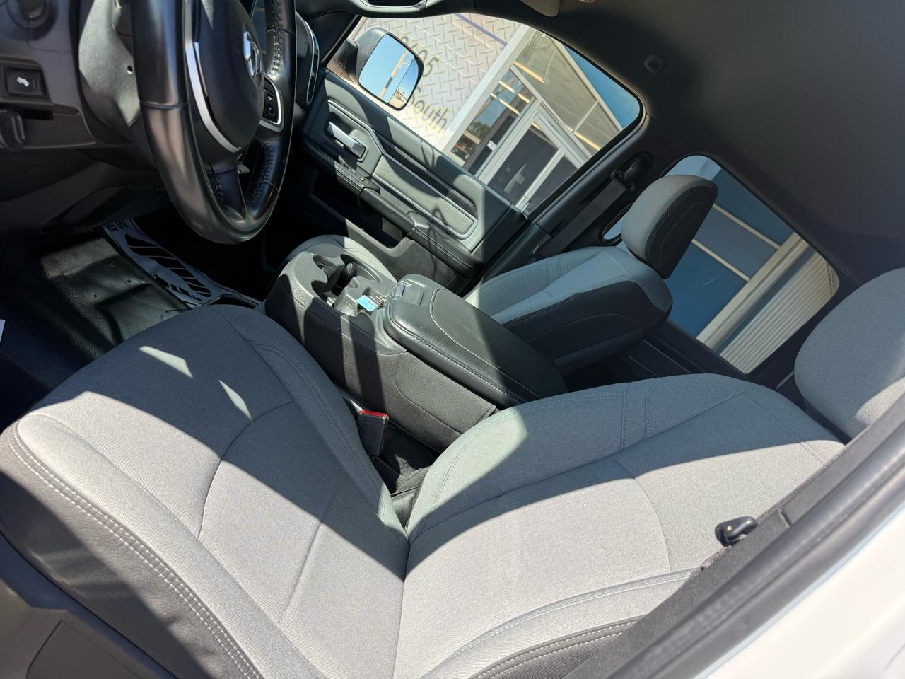 RAM 2500 Big Horn 4x4 Crew Cab 6'4" Box 2022