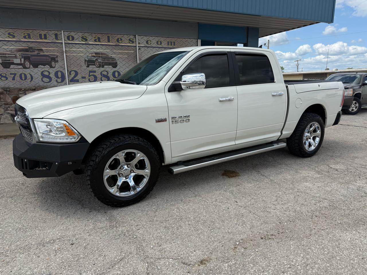 RAM 1500 Laramie 4x4 Crew Cab 5'7" Box 2017