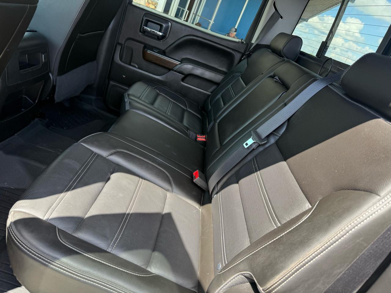 GMC Sierra 1500 4WD Crew Cab 143.5" Denali 2018