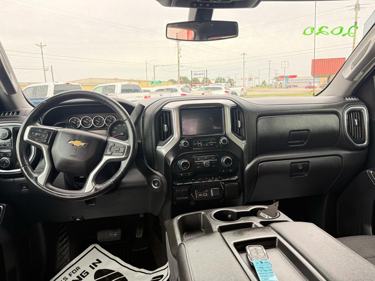 Chevrolet Silverado 1500 4WD Crew Cab 147" LT 2020