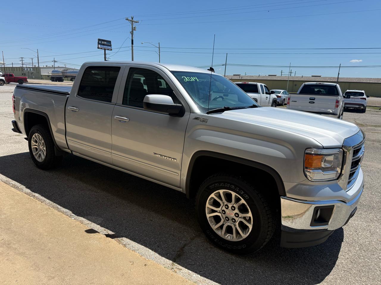 2014 GMC Sierra 1500 4WD Crew Cab 143.5" SLE