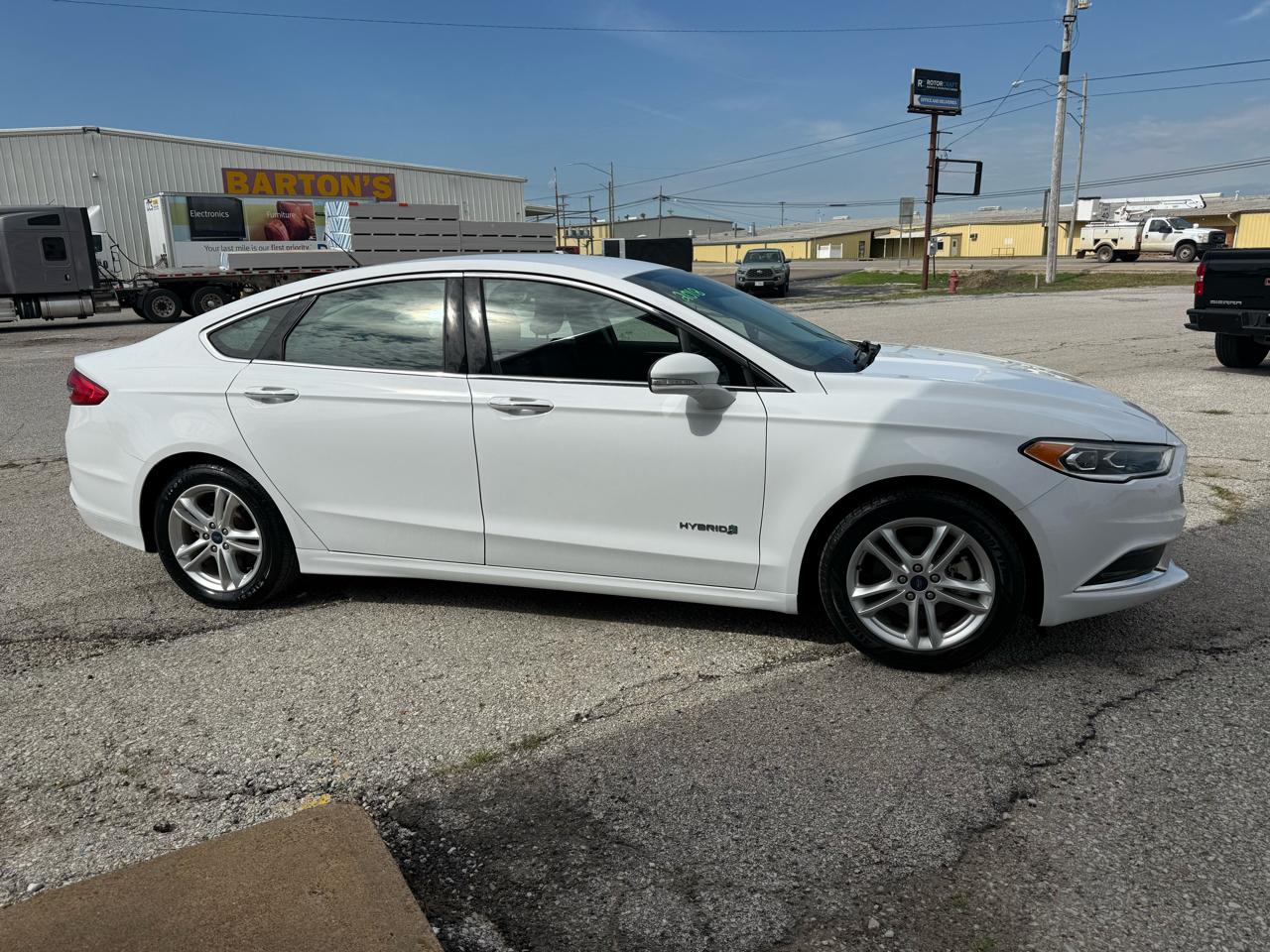 Ford Fusion Hybrid SE FWD 2018