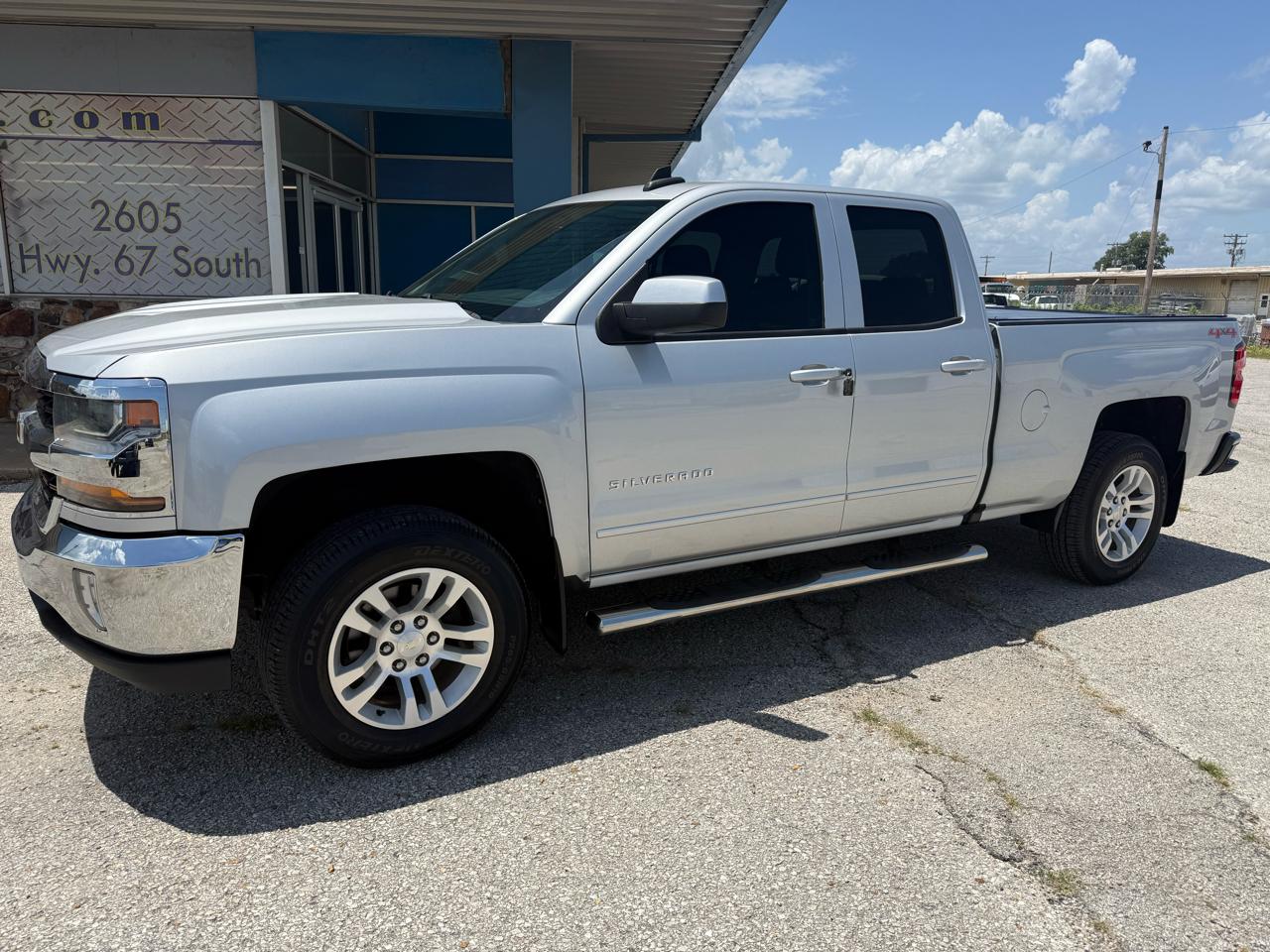 Chevrolet Silverado 1500 4WD Double Cab 143.5" LT w/1LT 2016