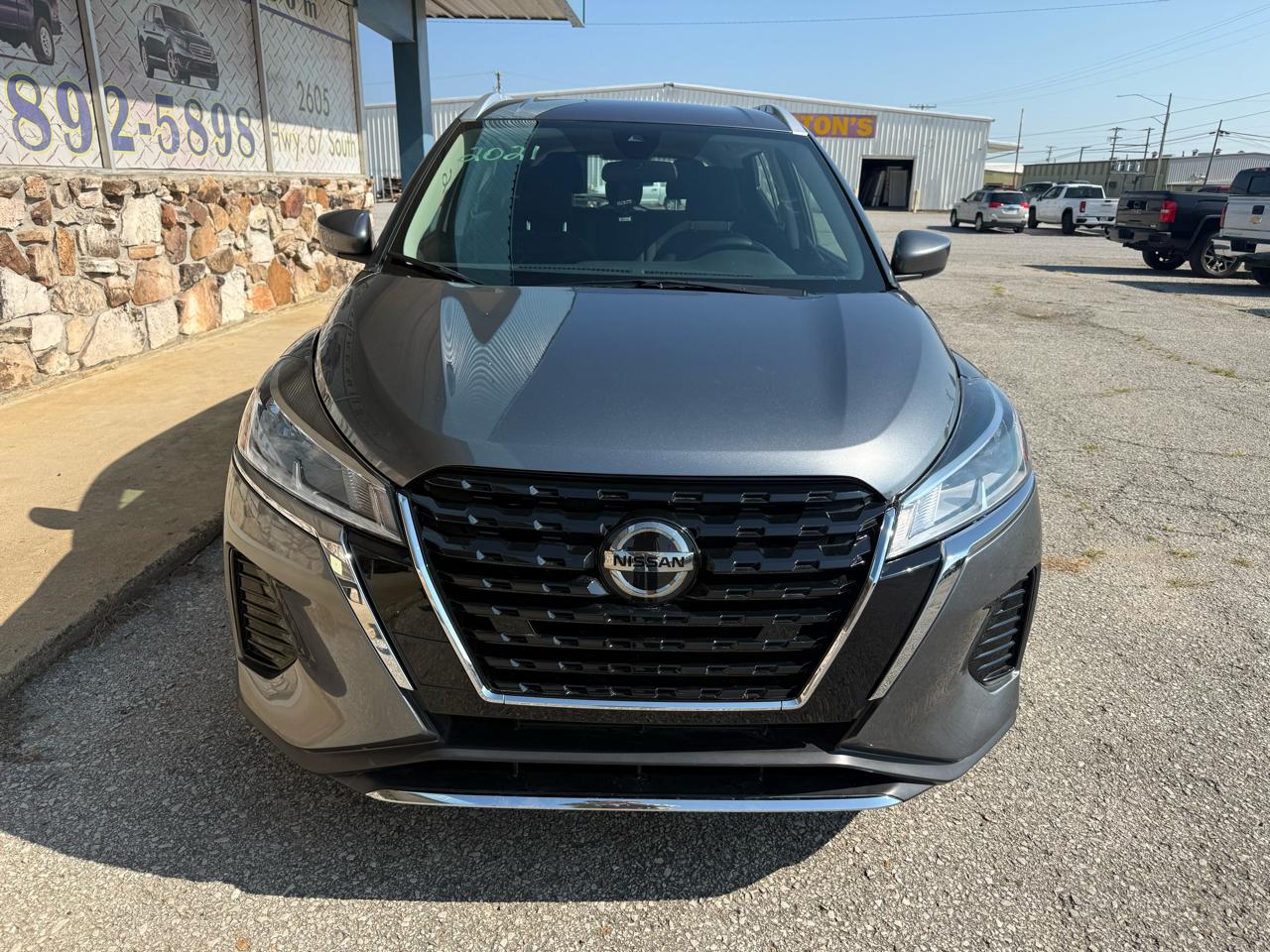 Nissan Kicks SV FWD 2021