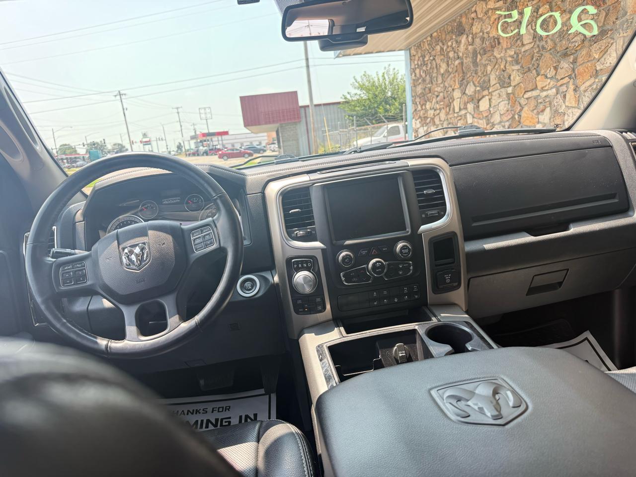 RAM 1500 4WD Quad Cab 140.5" Sport 2015