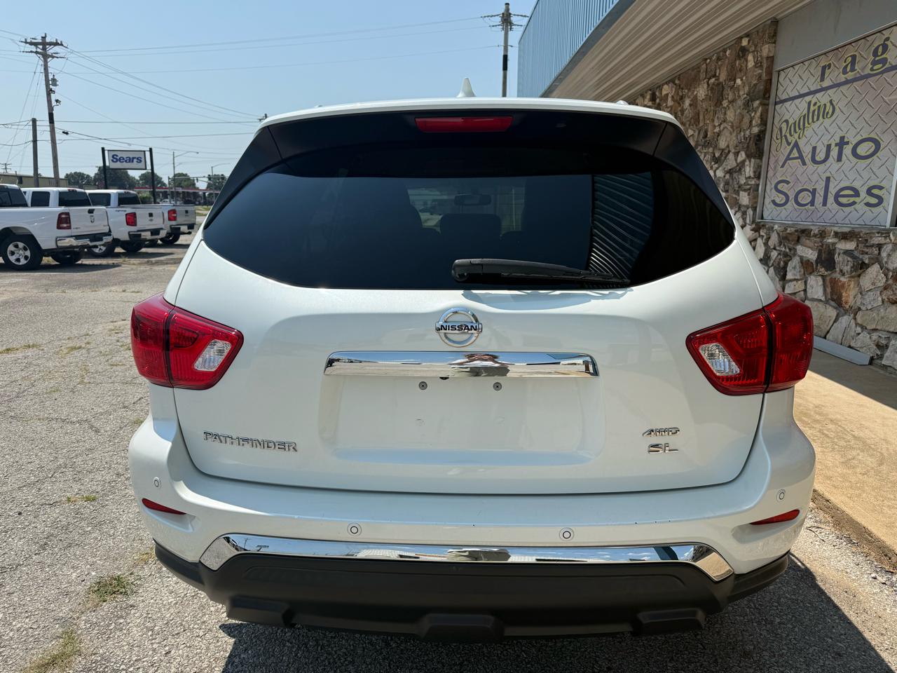 Nissan Pathfinder 4x4 SL 2019