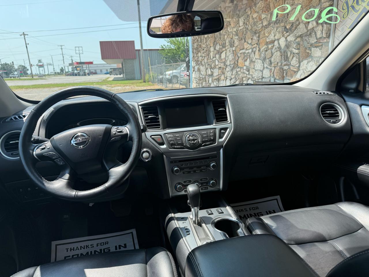 Nissan Pathfinder 4x4 SL 2019