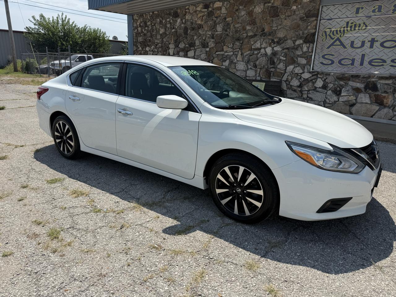Nissan Altima 2.5 SV Sedan 2018