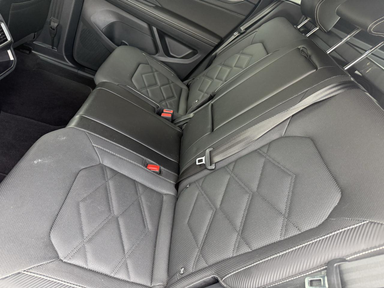 Volkswagen Atlas Cross Sport 2.0T SE w/Technology 4MOTION 2024