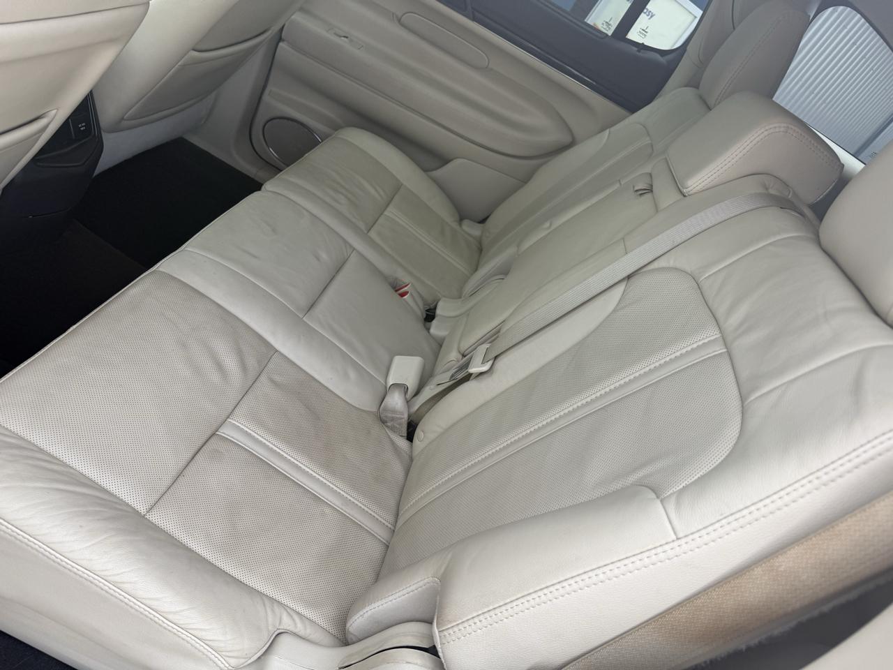 Lincoln MKT 3.5L AWD Standard 2019