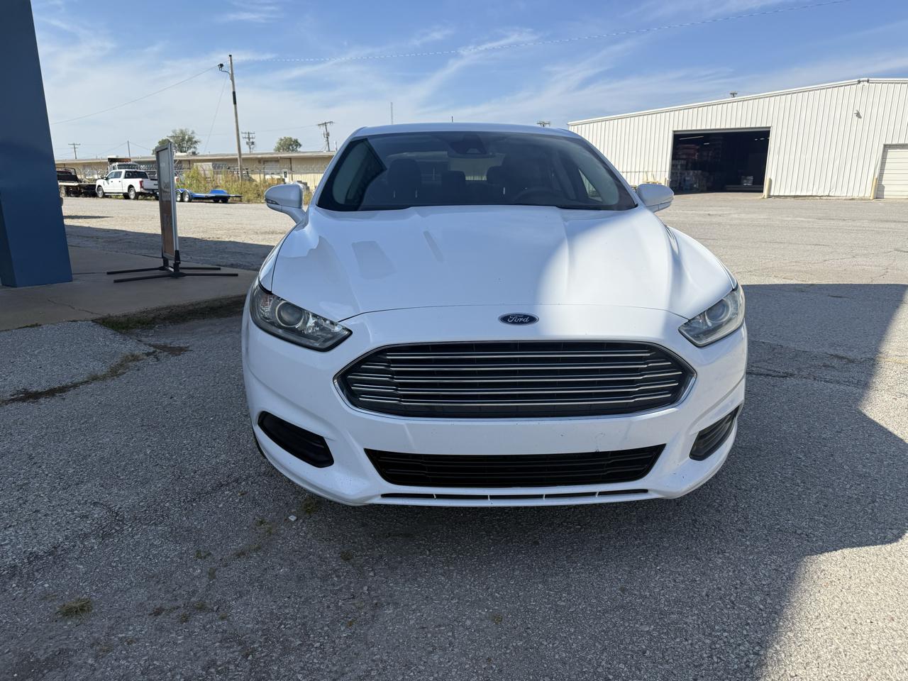Ford Fusion 4dr Sdn SE FWD 2016