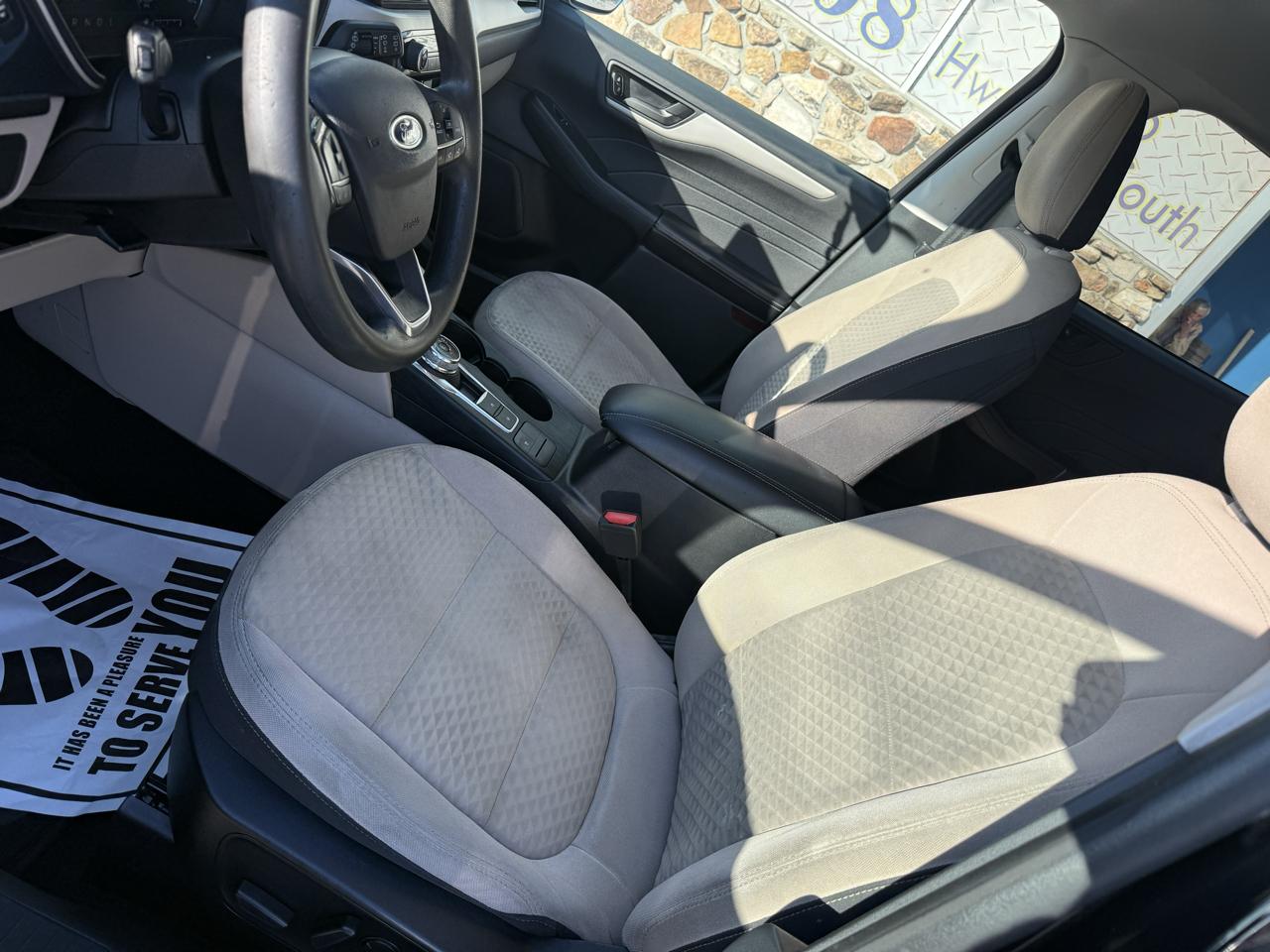 Ford Escape SE Hybrid AWD 2022