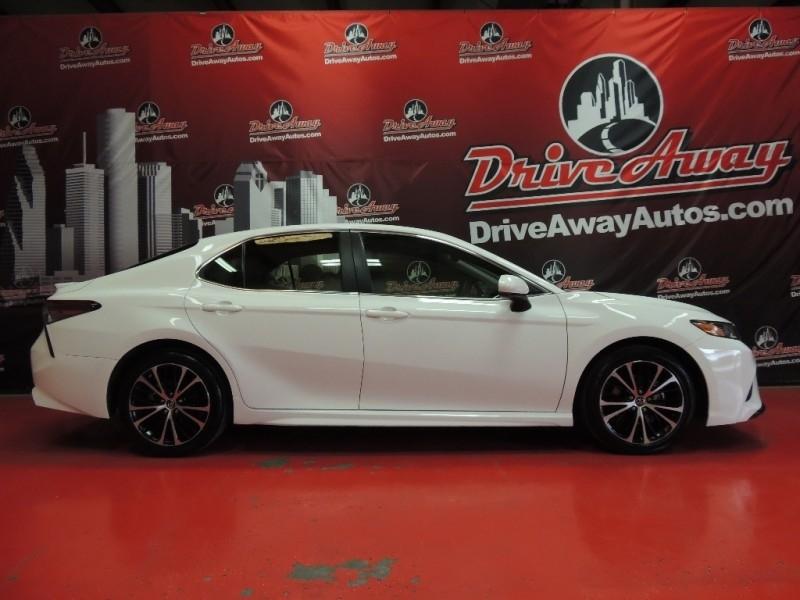 Toyota Camry LE 2018