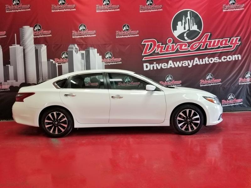 Nissan Altima 2.5 SV 2018