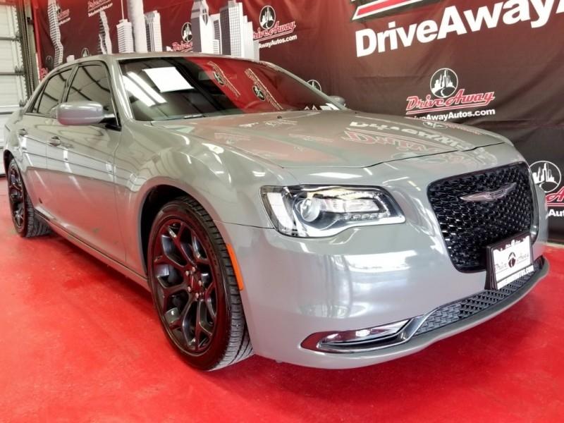 Chrysler 300 S V6 RWD 2019