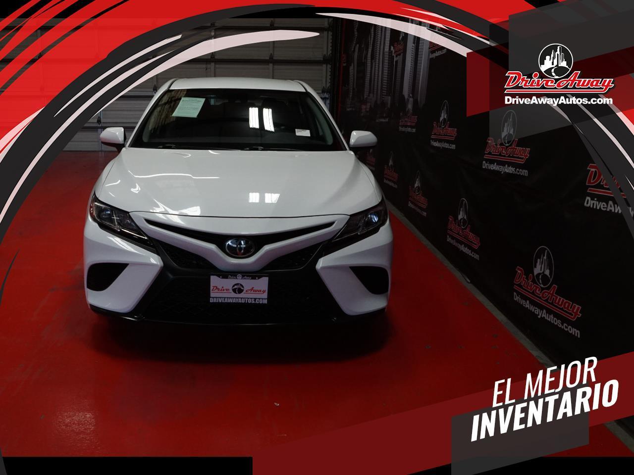 Toyota Camry XLE Auto (Natl) 2019