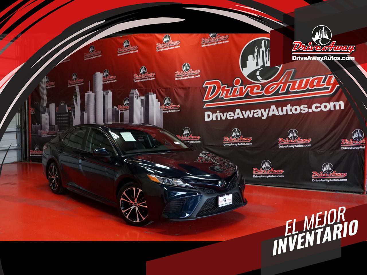 Toyota Camry XLE Auto (Natl) 2019