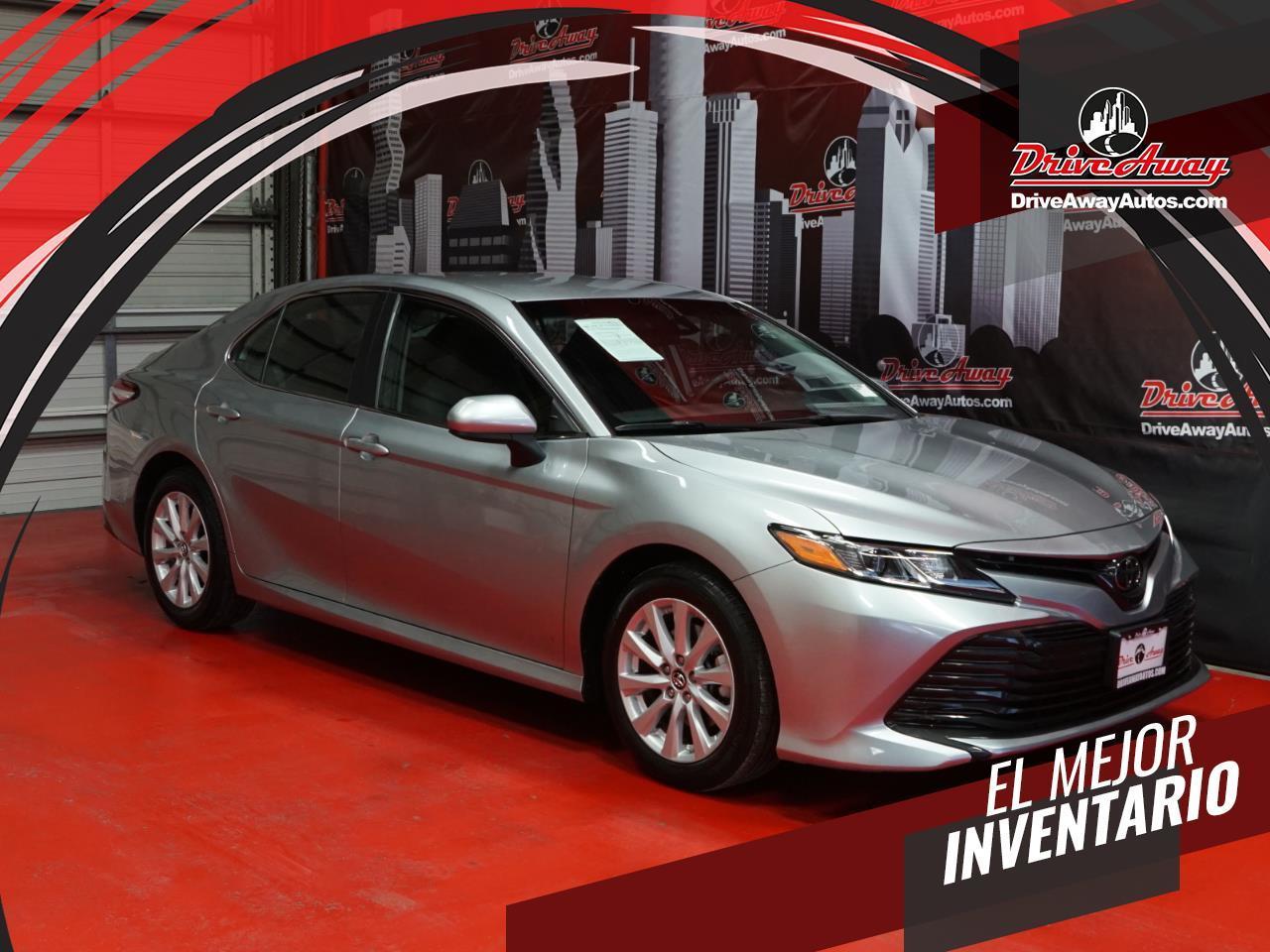 Toyota Camry XLE Auto (Natl) 2019