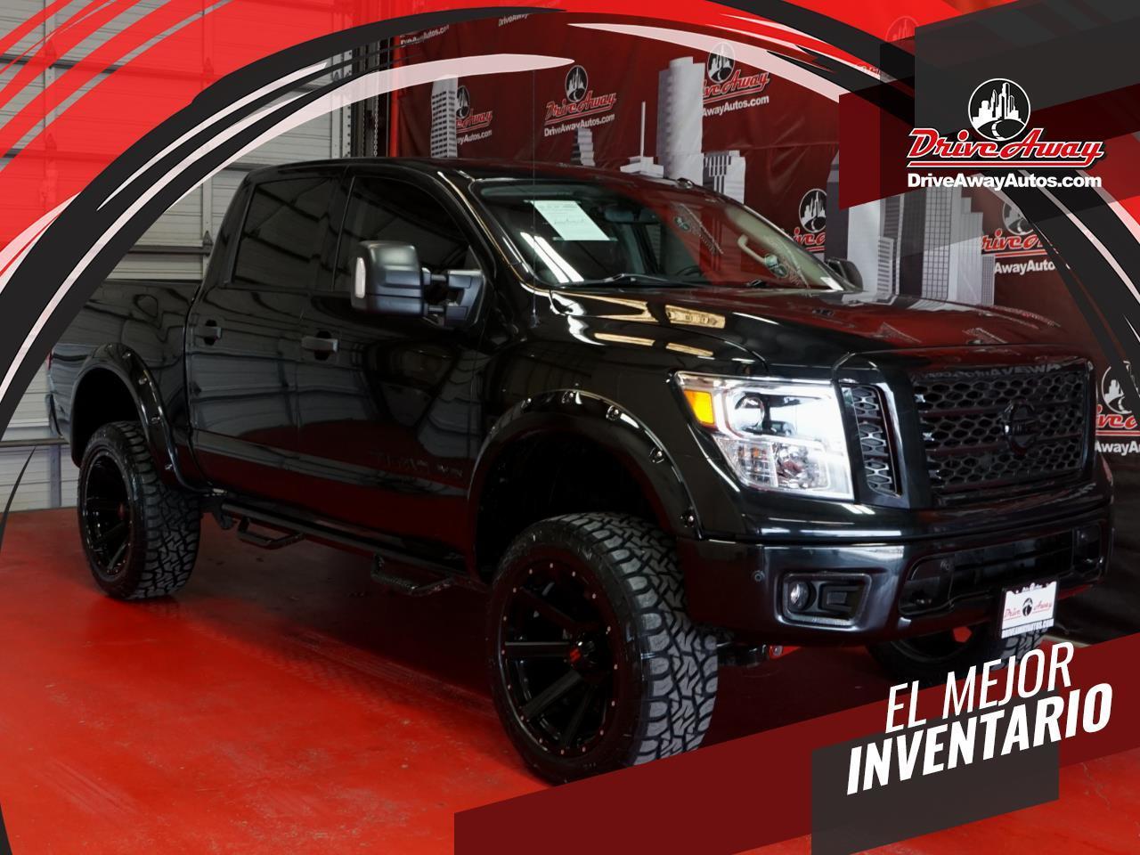 Nissan Titan 4x4 Crew Cab PRO-4X 2018
