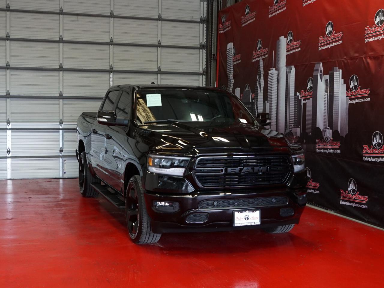 RAM 1500 Big Horn/Lone Star 4x4 Crew Cab 5'7" Box 2019