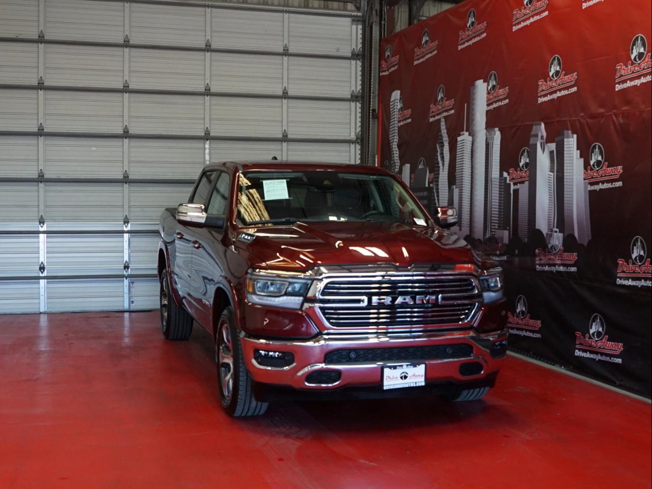RAM 1500 Laramie 4x2 Crew Cab 5'7" Box 2021