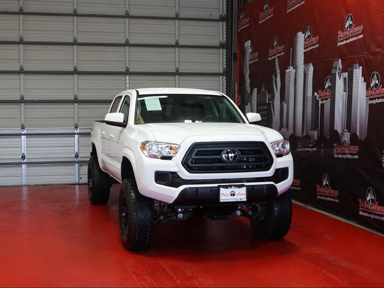 Toyota Tacoma 4WD TRD Off Road Double Cab 5' Bed V6 MT (Natl) 2021