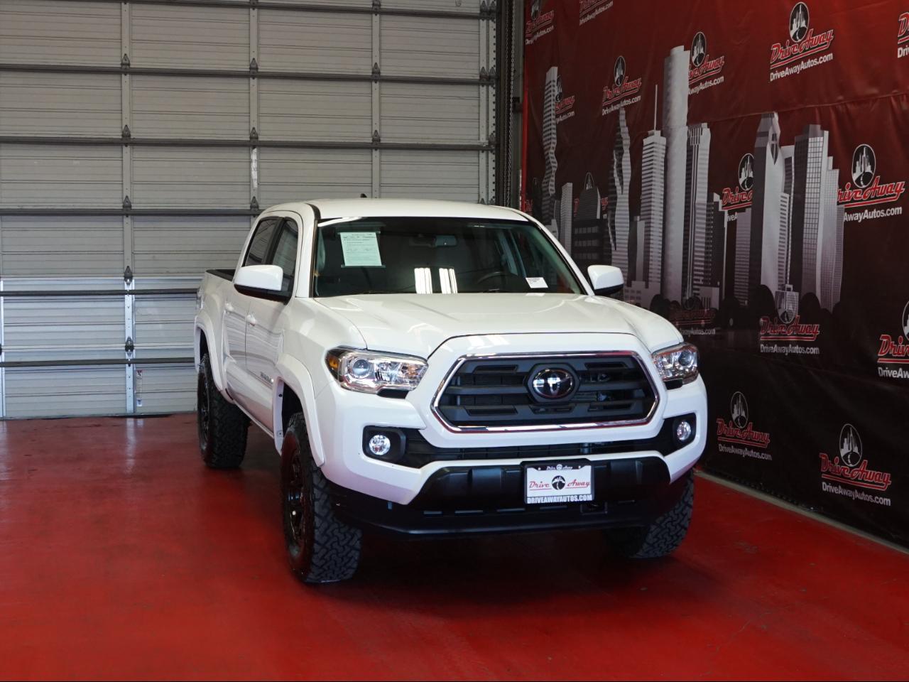 Toyota Tacoma 2WD TRD Off Road Double Cab 5' Bed V6 AT (Natl) 2019