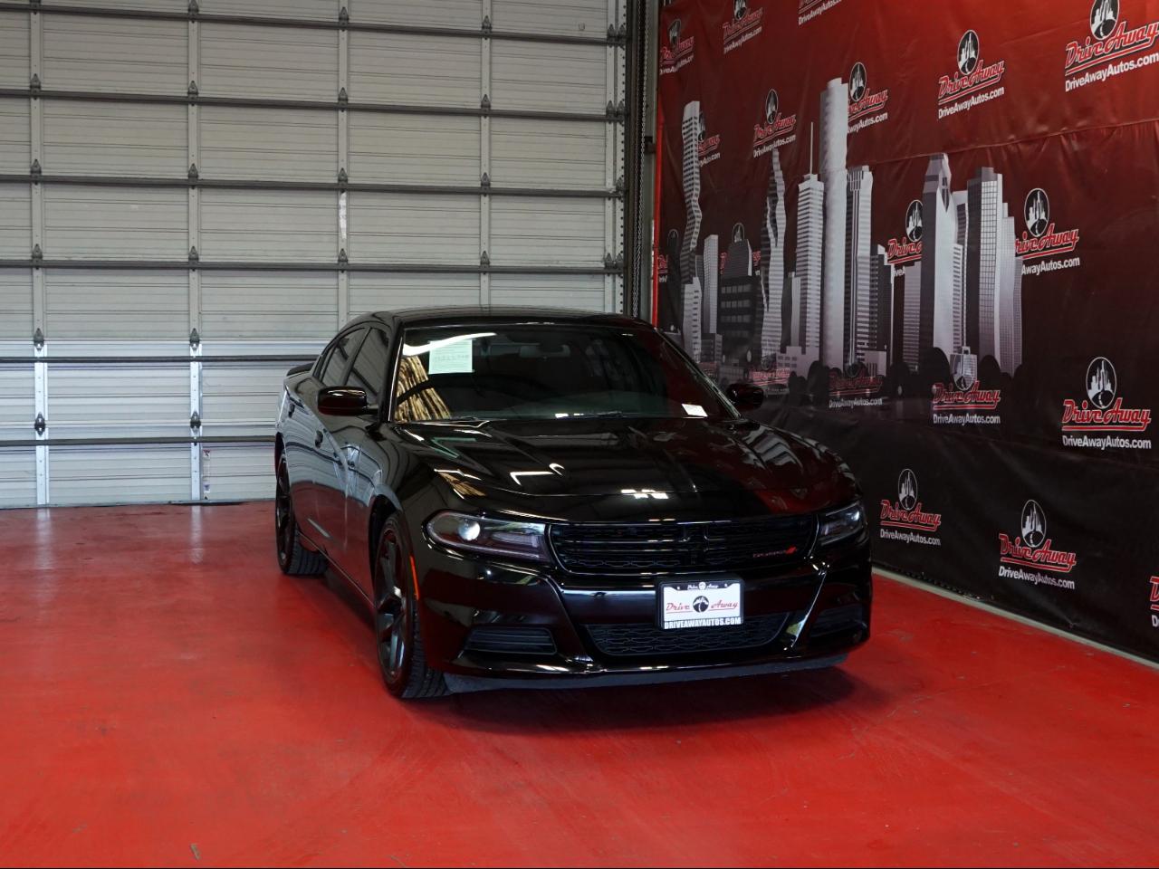 Dodge Charger SXT RWD 2020