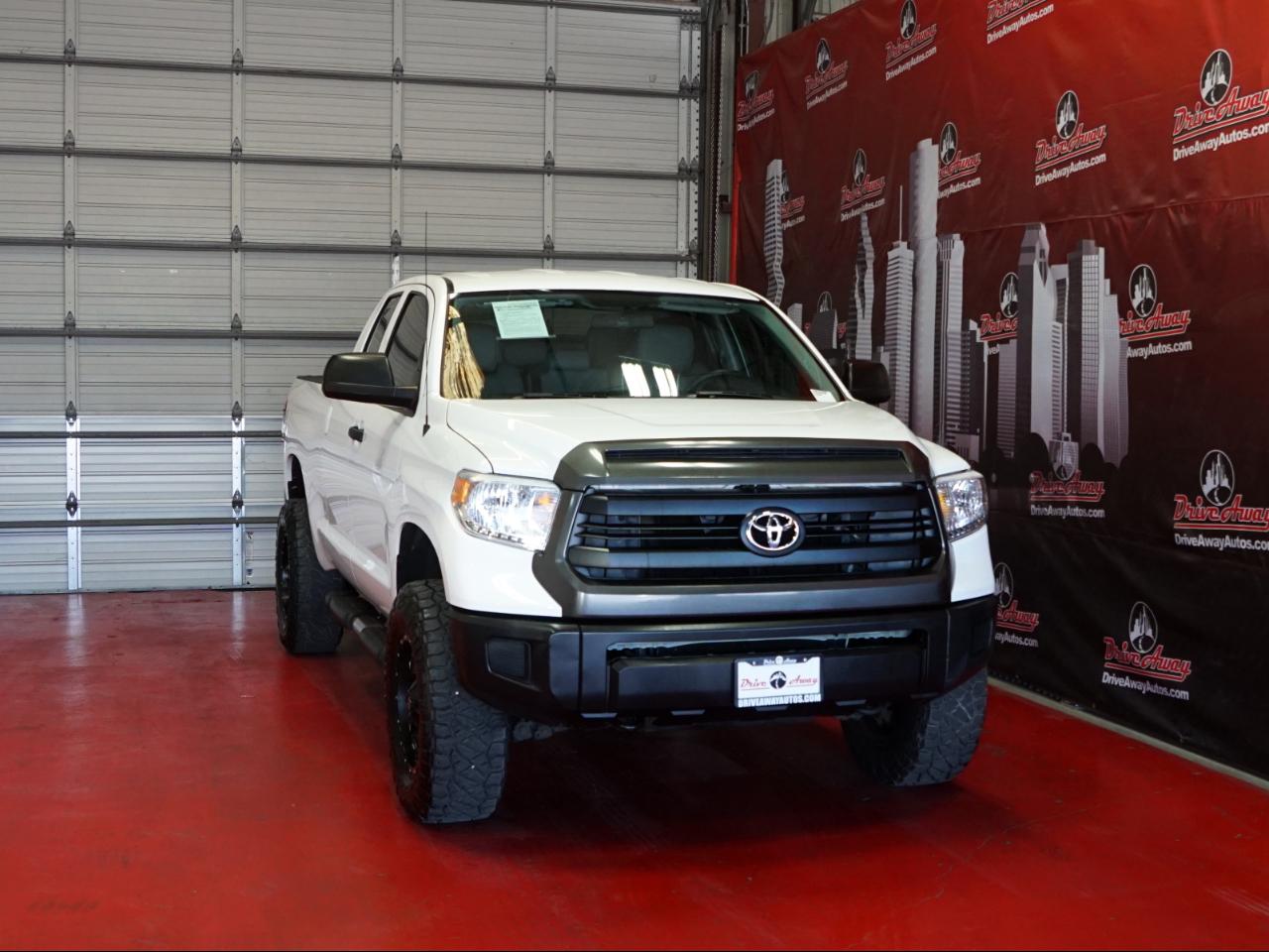 Toyota Tundra 4WD TRD Pro CrewMax 5.5' Bed 5.7L (Natl) 2020