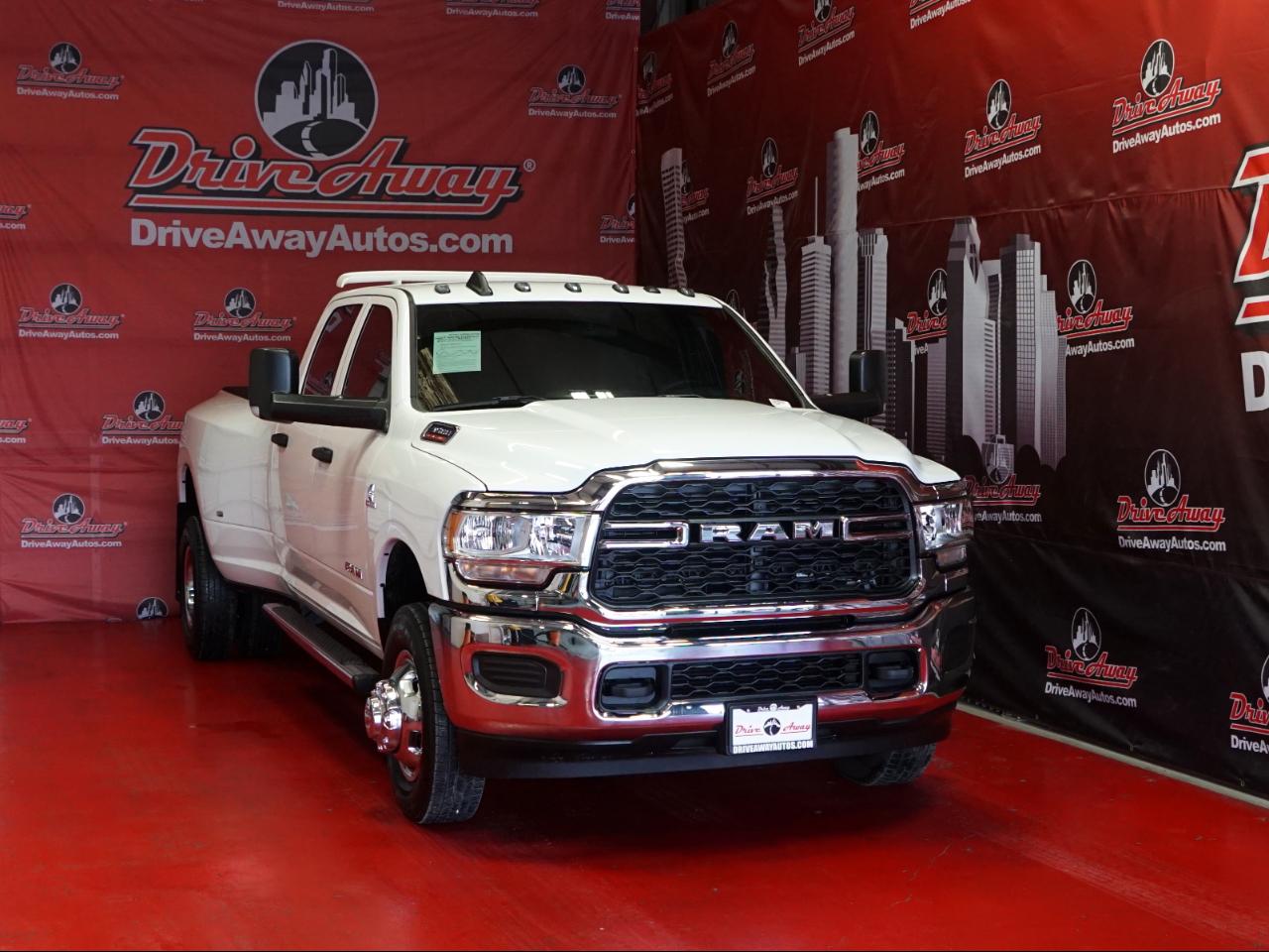 RAM 3500 Tradesman 4x4 Crew Cab 8' Box 2021