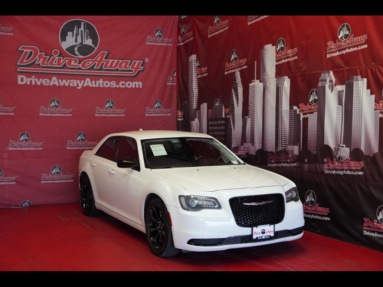 Chrysler 300 Touring RWD 2019