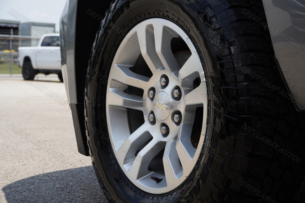 Chevrolet Tahoe 4WD 4dr LT 2020 Chevrolet Tahoe 4WD 4dr LT 2020