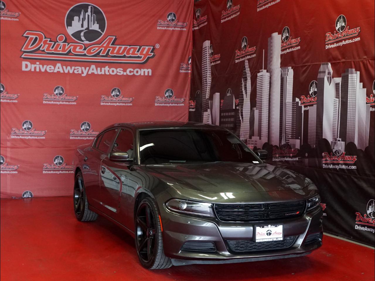 Dodge Charger SXT RWD 2020