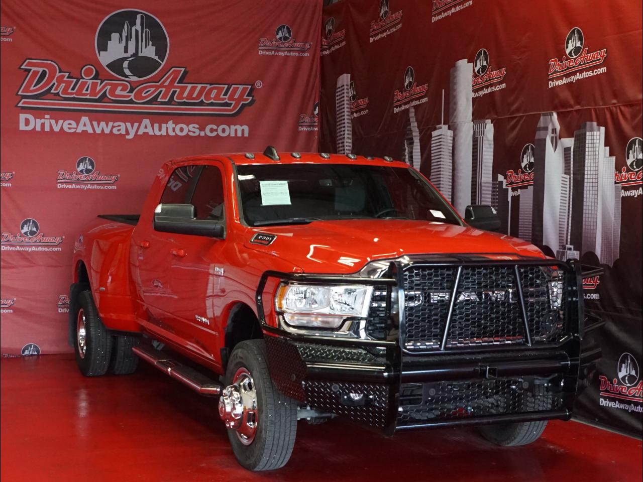 RAM 3500 Lone Star 4x4 Mega Cab 6'4" Box 2022