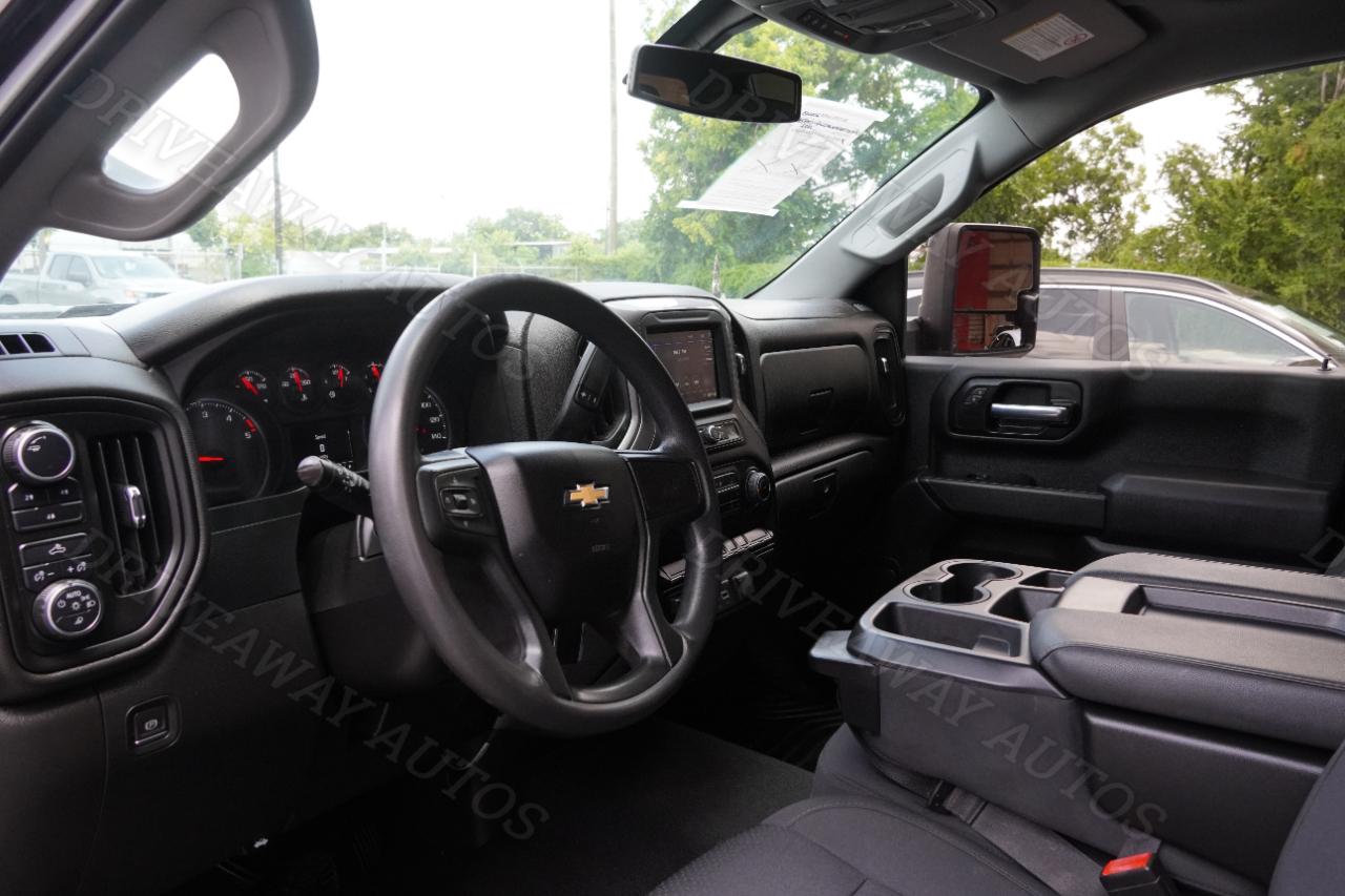 Chevrolet Silverado 2500HD 4WD Crew Cab 159" Custom 2022