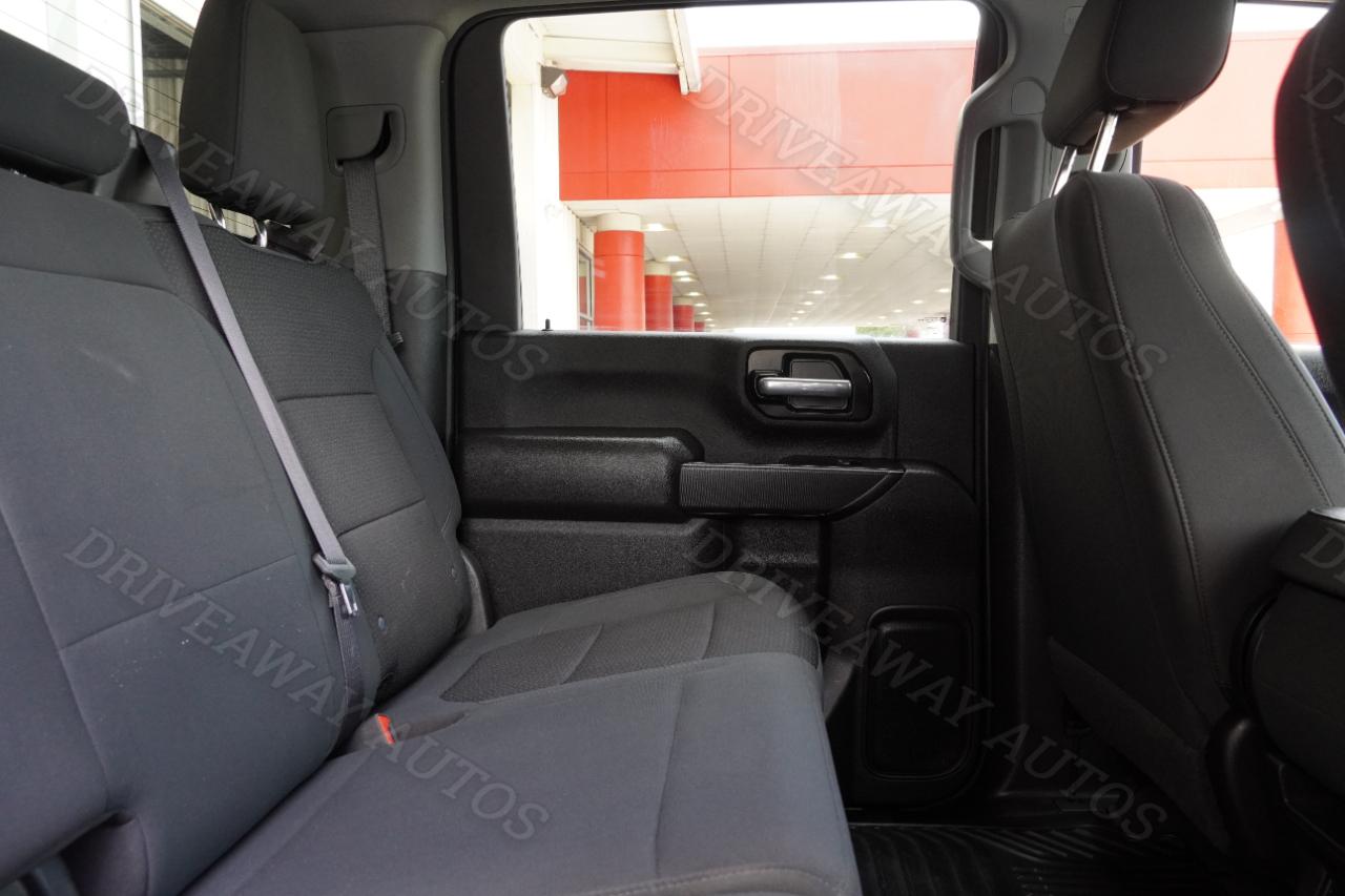 Chevrolet Silverado 2500HD 4WD Crew Cab 159" Custom 2022