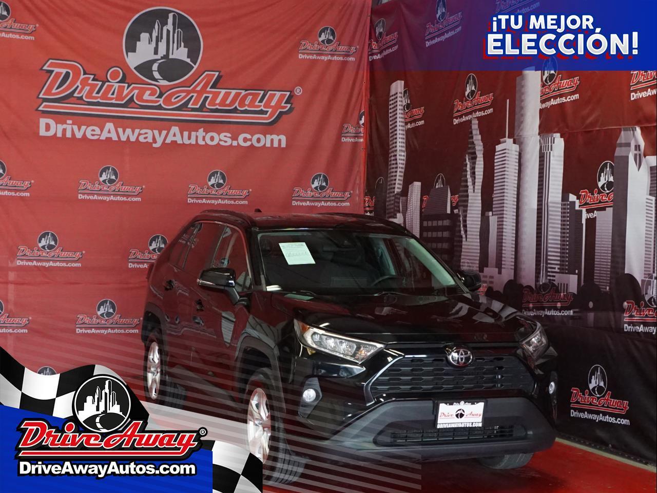 Toyota RAV4 XLE FWD (Natl) 2021
