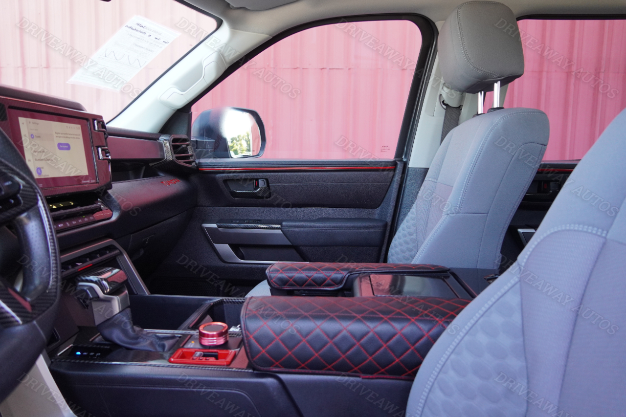 Toyota Tundra 4WD SR5 CrewMax 5.5' Bed (Natl) 2023 Toyota Tundra 4WD SR5 CrewMax 5.5' Bed (Natl) 2023