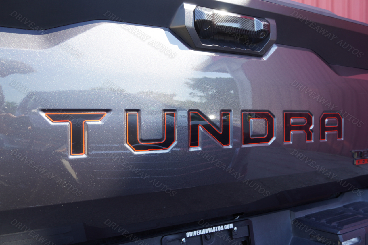 Toyota Tundra 4WD SR5 CrewMax 5.5' Bed (Natl) 2023 Toyota Tundra 4WD SR5 CrewMax 5.5' Bed (Natl) 2023