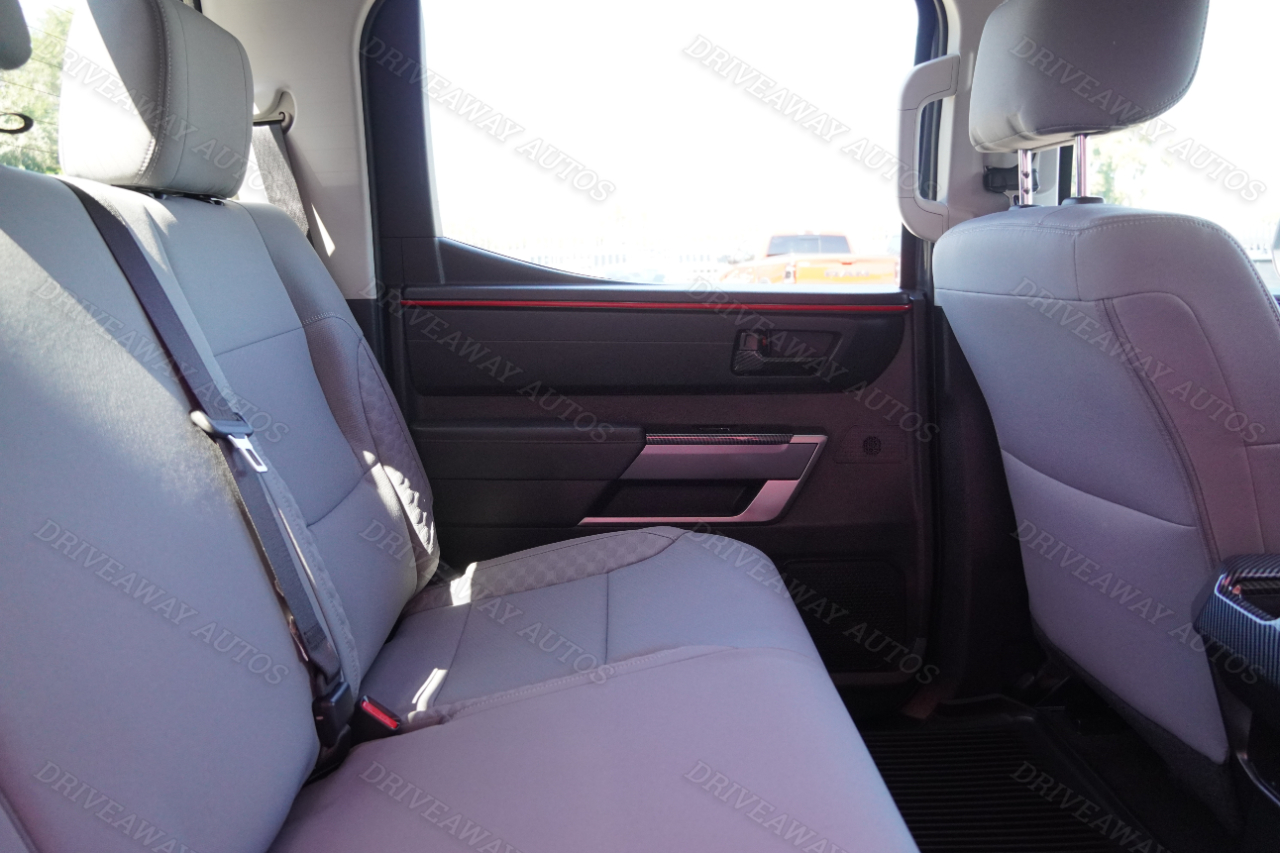 Toyota Tundra 4WD SR5 CrewMax 5.5' Bed (Natl) 2023 Toyota Tundra 4WD SR5 CrewMax 5.5' Bed (Natl) 2023