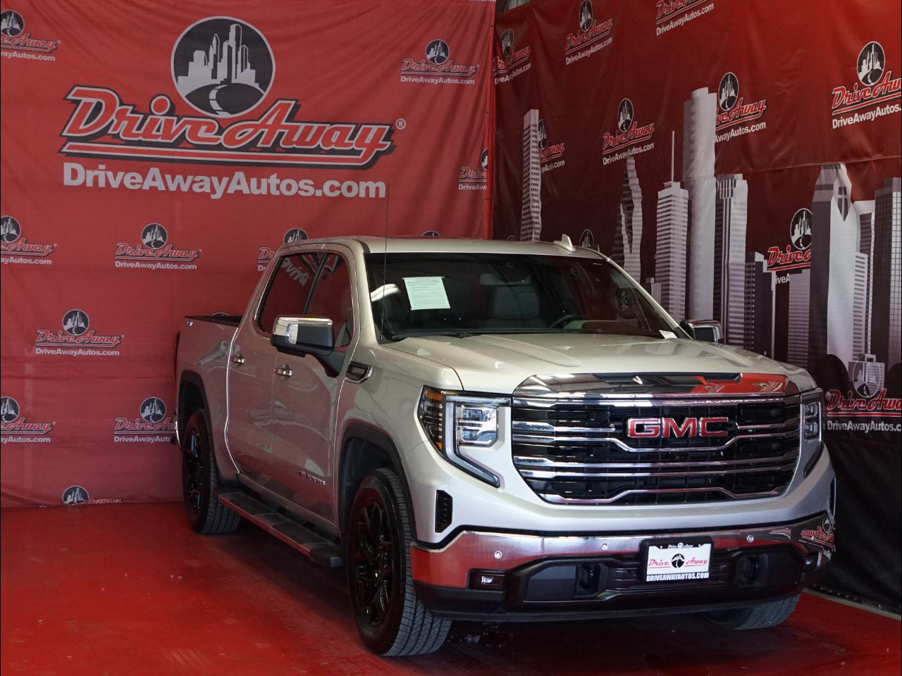 GMC Sierra 1500 4WD Crew Cab 147" SLT 2022