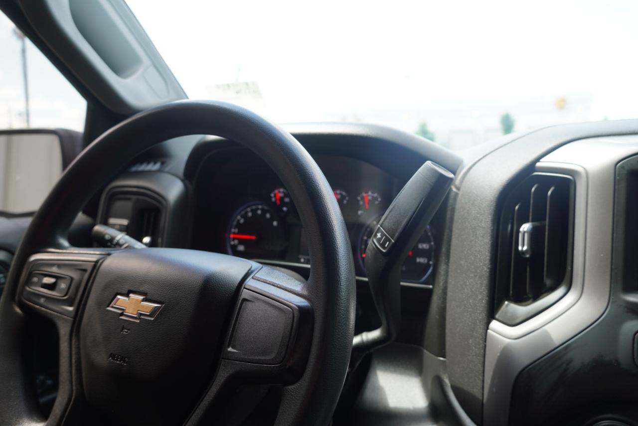 Chevrolet Silverado 1500 2WD Crew Cab 147" Custom 2020