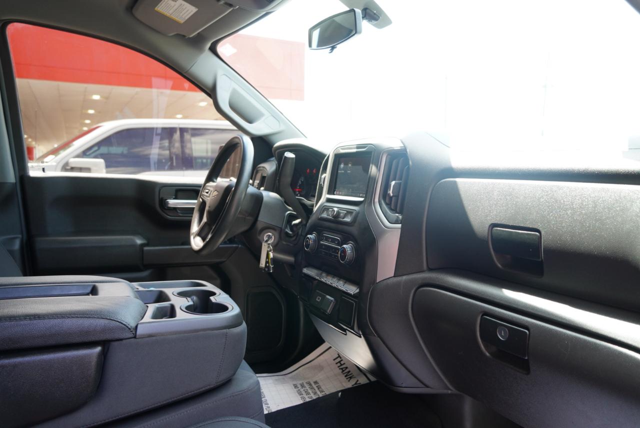 Chevrolet Silverado 1500 2WD Crew Cab 147" Custom 2020