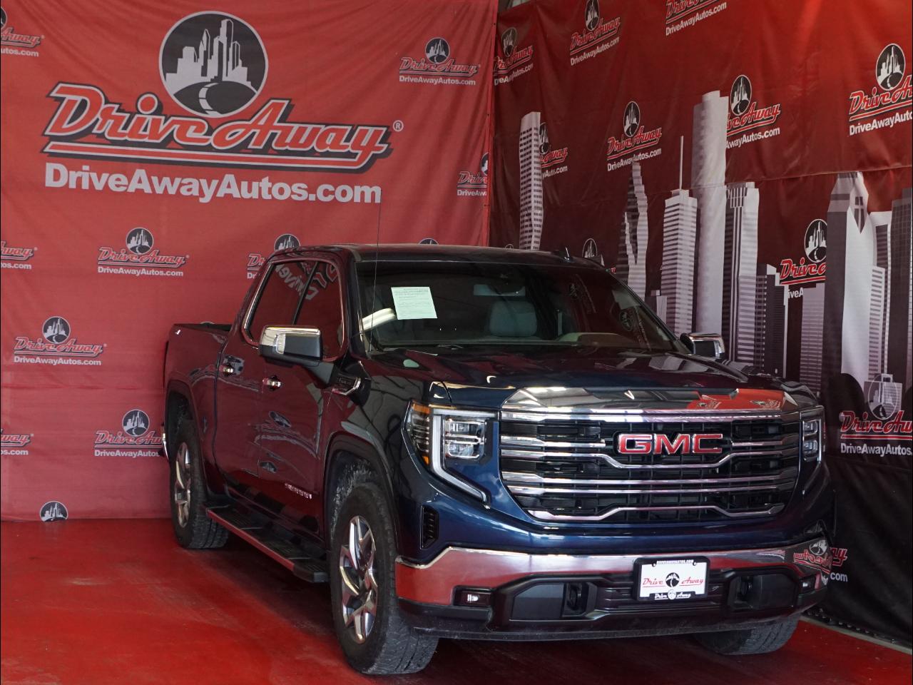 GMC Sierra 1500 4WD Crew Cab 147" SLT 2023