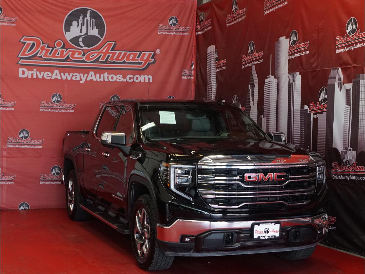 GMC Sierra 1500 4WD Crew Cab 147" SLT 2023