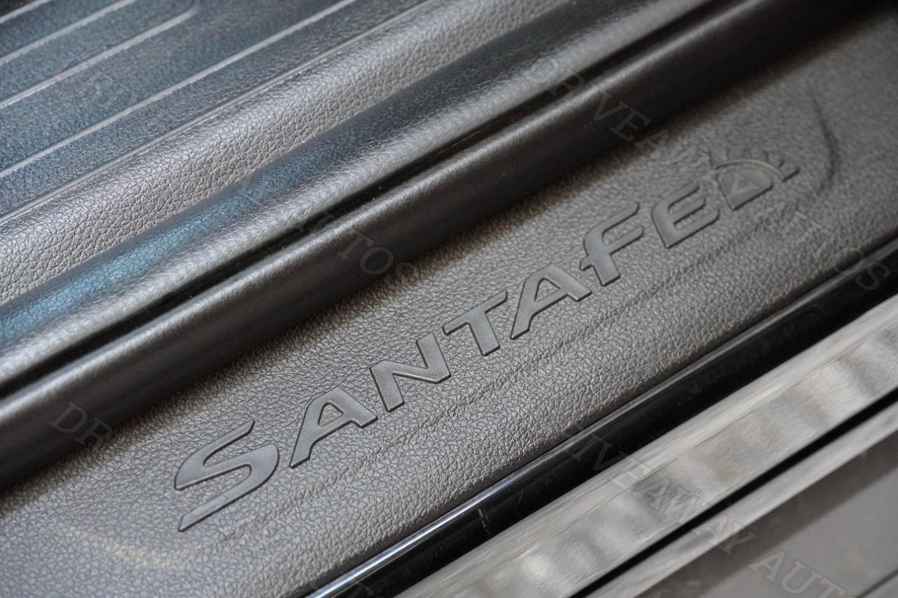 Hyundai Santa Fe Limited FWD 2023
