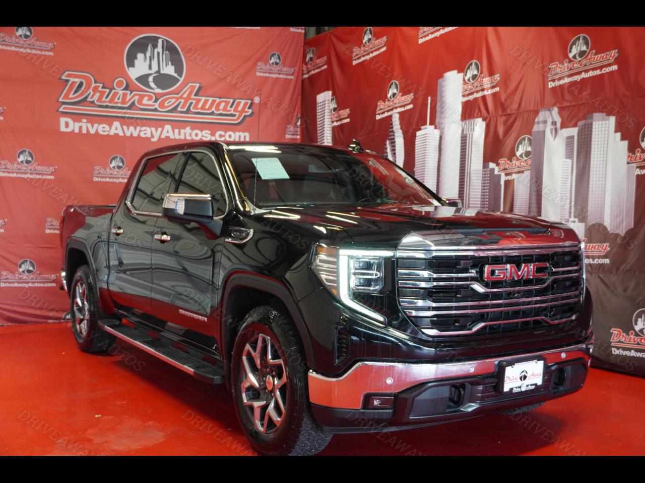 GMC Sierra 1500 4WD Crew Cab 147" SLT 2023