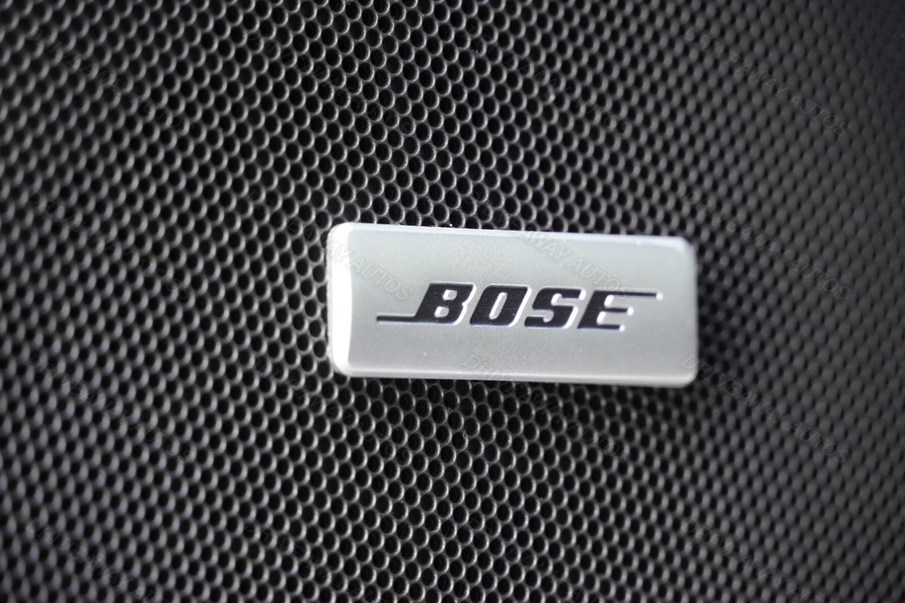 Chevrolet Suburban 2WD 4dr Premier 2022